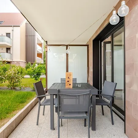 Magnificent T2 With Private Garden 500m From * Barr